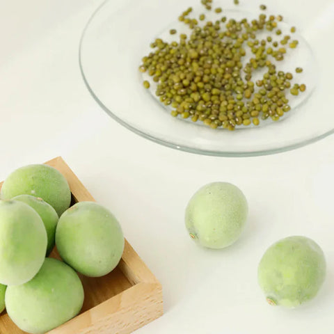 Green Plum Refreshing Cleanser 100ml
