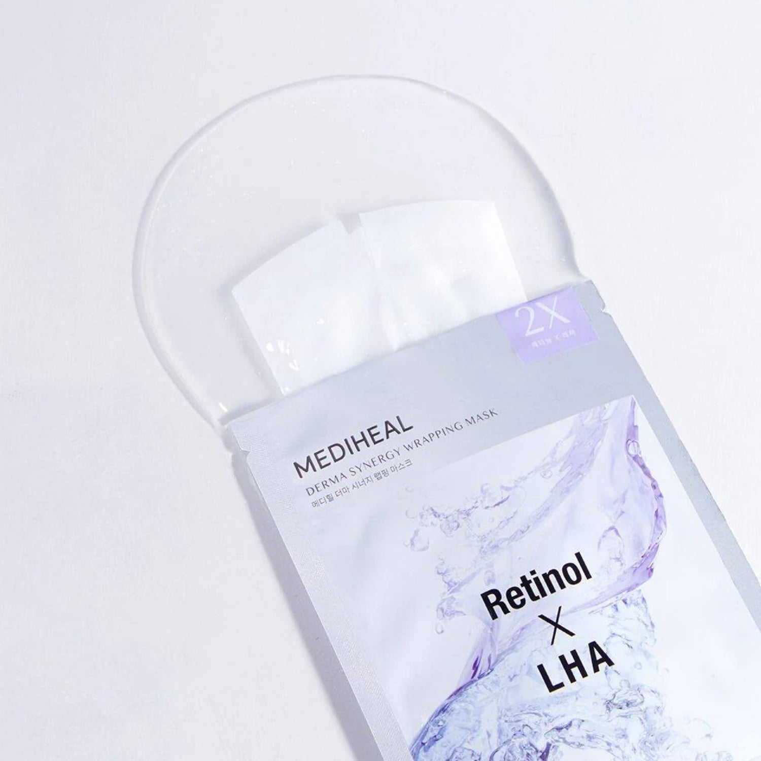 Mascarilla envolvente Derma Synergy para el cuidado de los poros con retinol X LHA